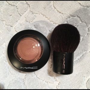 MAC Mineralize Blush and Brush 182